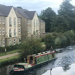 Canal View Bed & Breakfast Bradford (West Yorkshire)